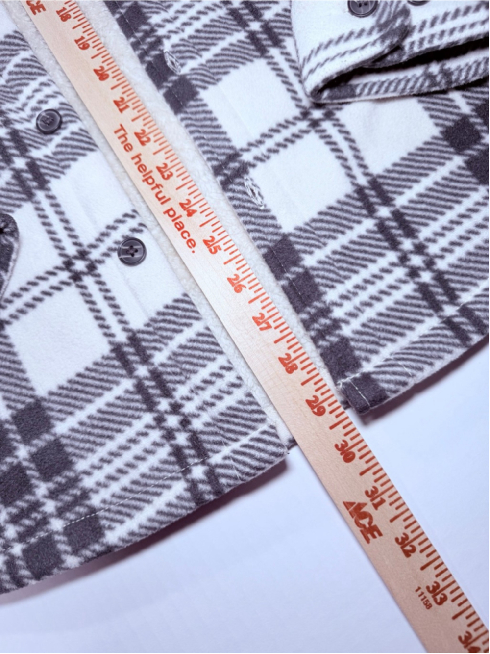Redmond black-and-white plaid sherpa-lined button-up shirt jacket (shacket) sz L - Picture 3 of 5
